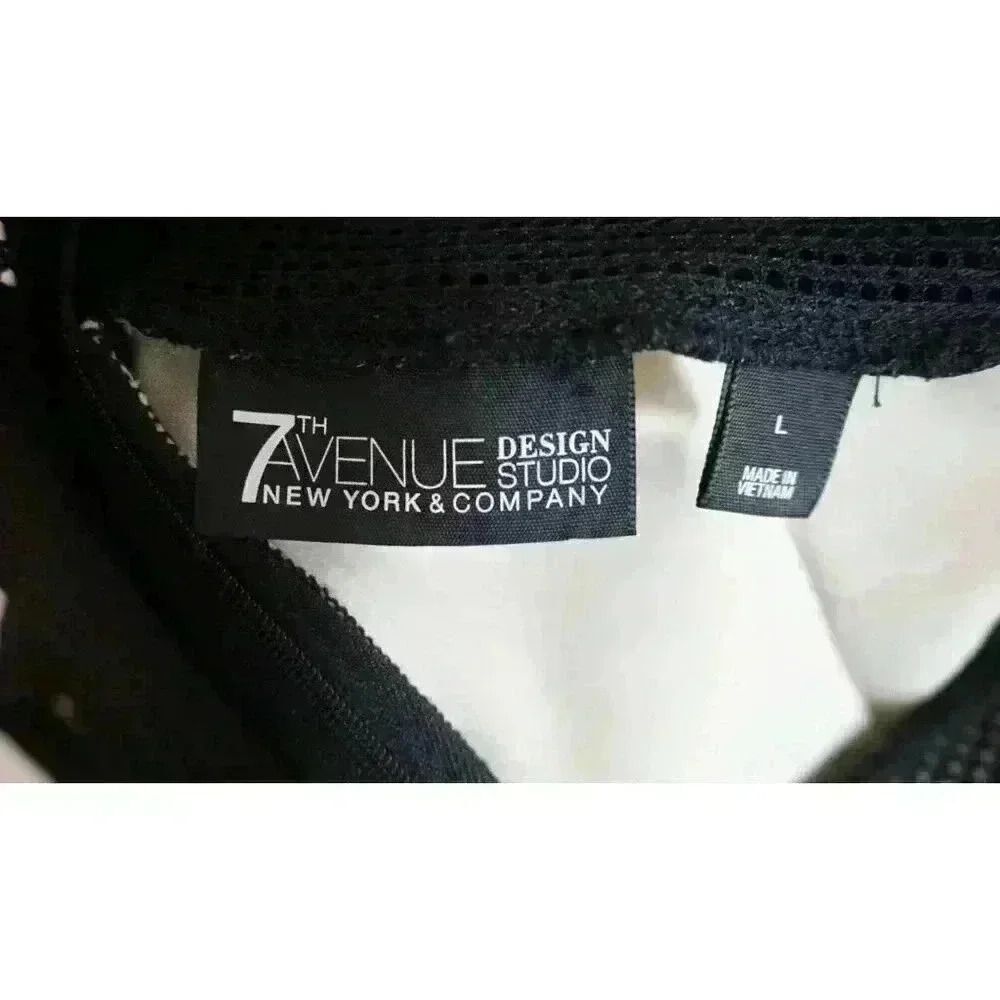 New York & Company 7th Avenue Black Lace Peplum Top - Size L - Picture 3 of 13